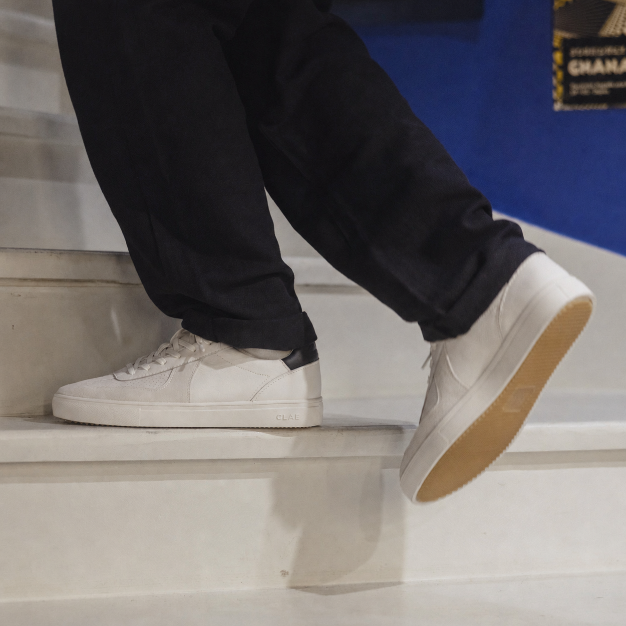 clae-bastian-sneaker-white-leather-navy image 2