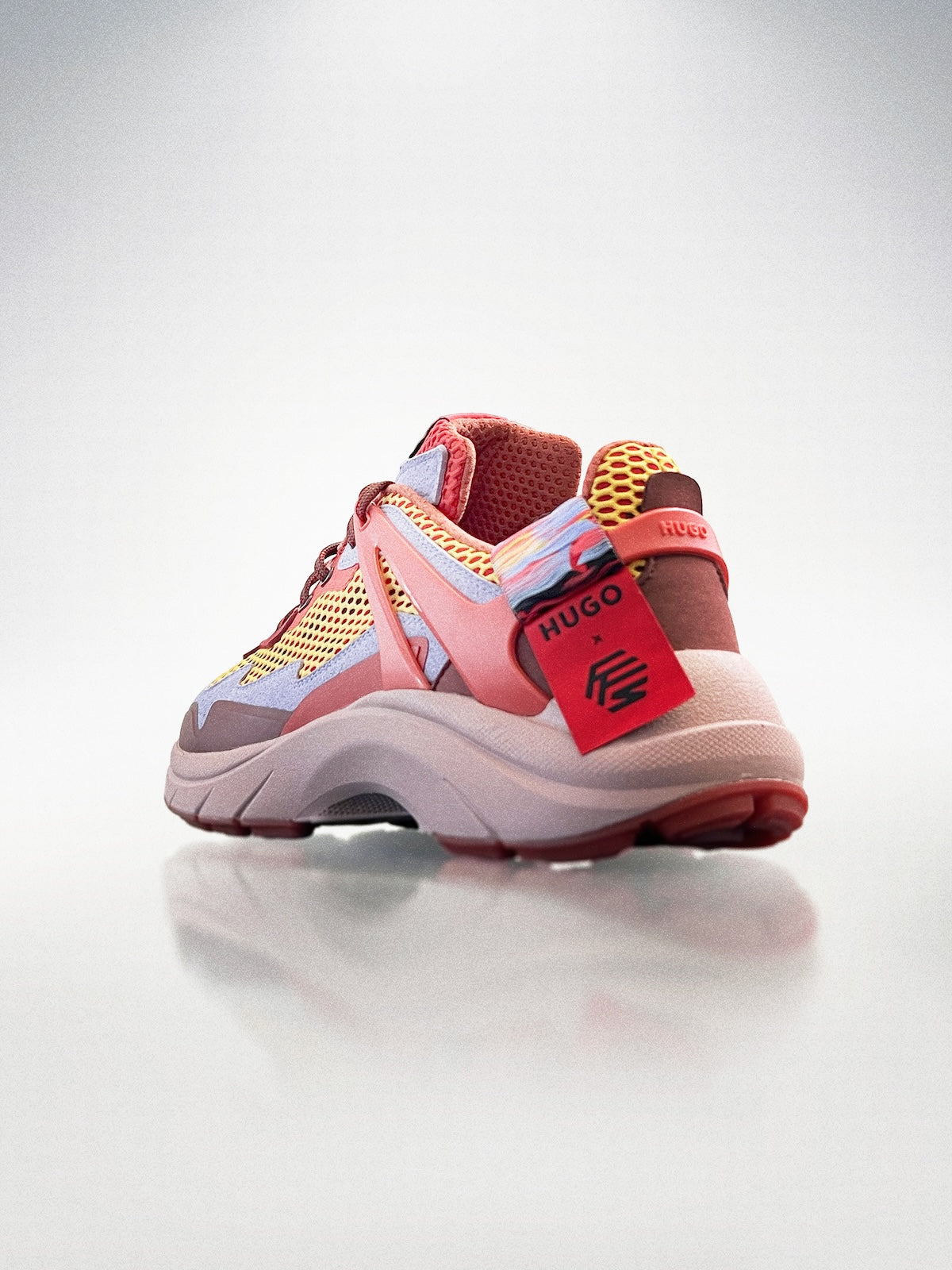 flowers-for-society-hugo-x-ffs-go-2-paris-sneaker image 3