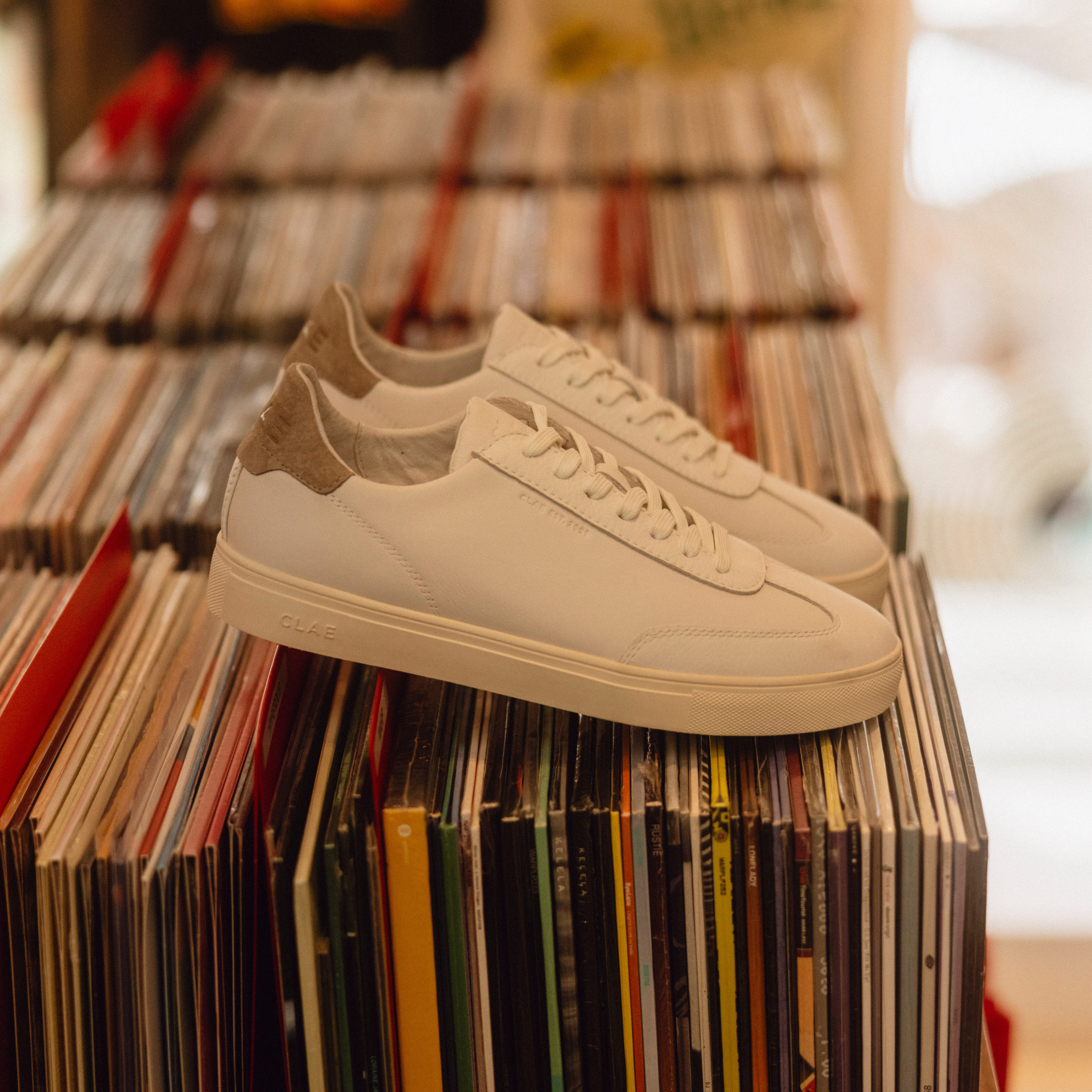 clae-deane-white-leather-cobblestone-t-toe-sneaker image 2