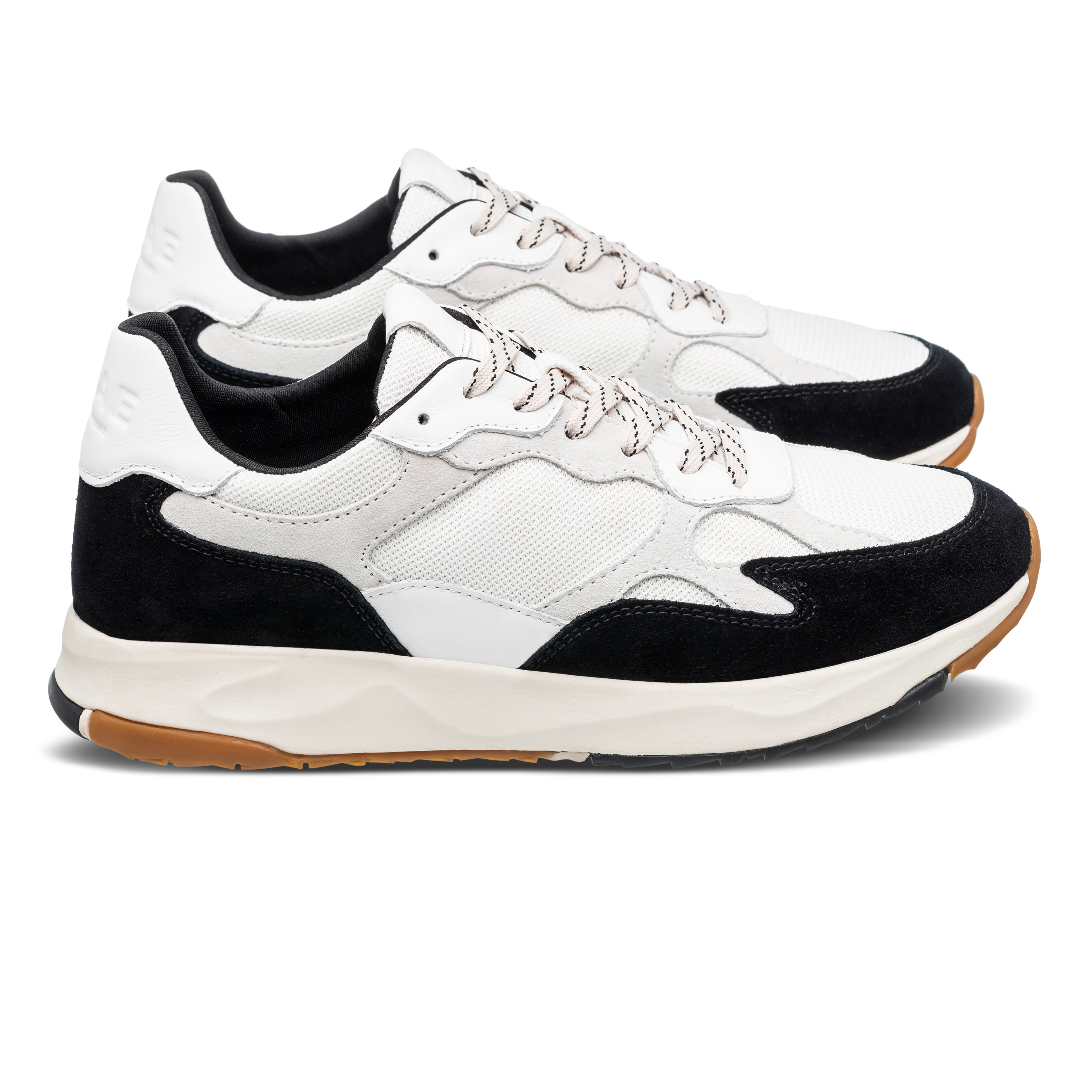 clae-zuma-lifestyle-runner-black-white-microchip image 3