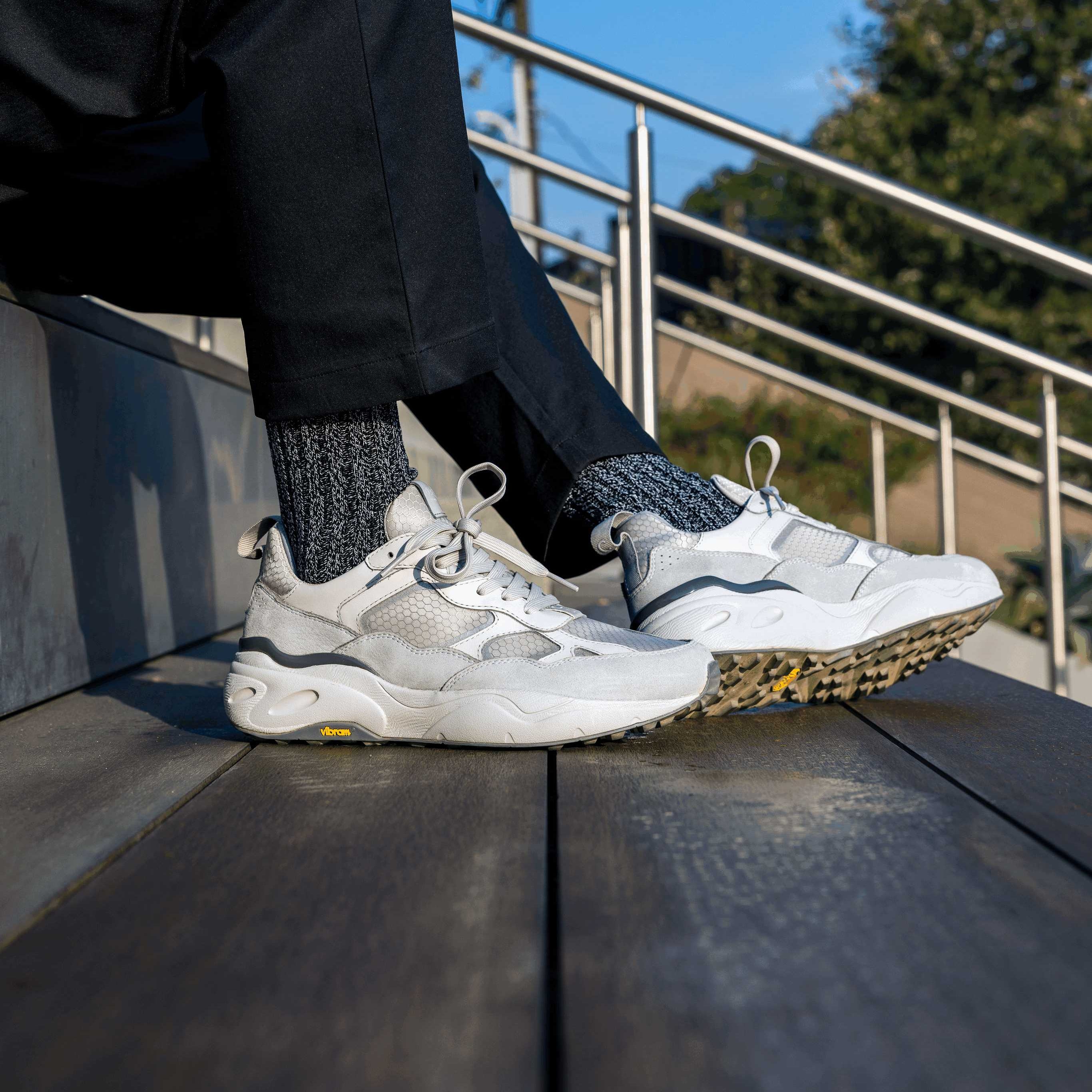 clae-salazar-lifestyle-runner-vibram-sneaker image 2