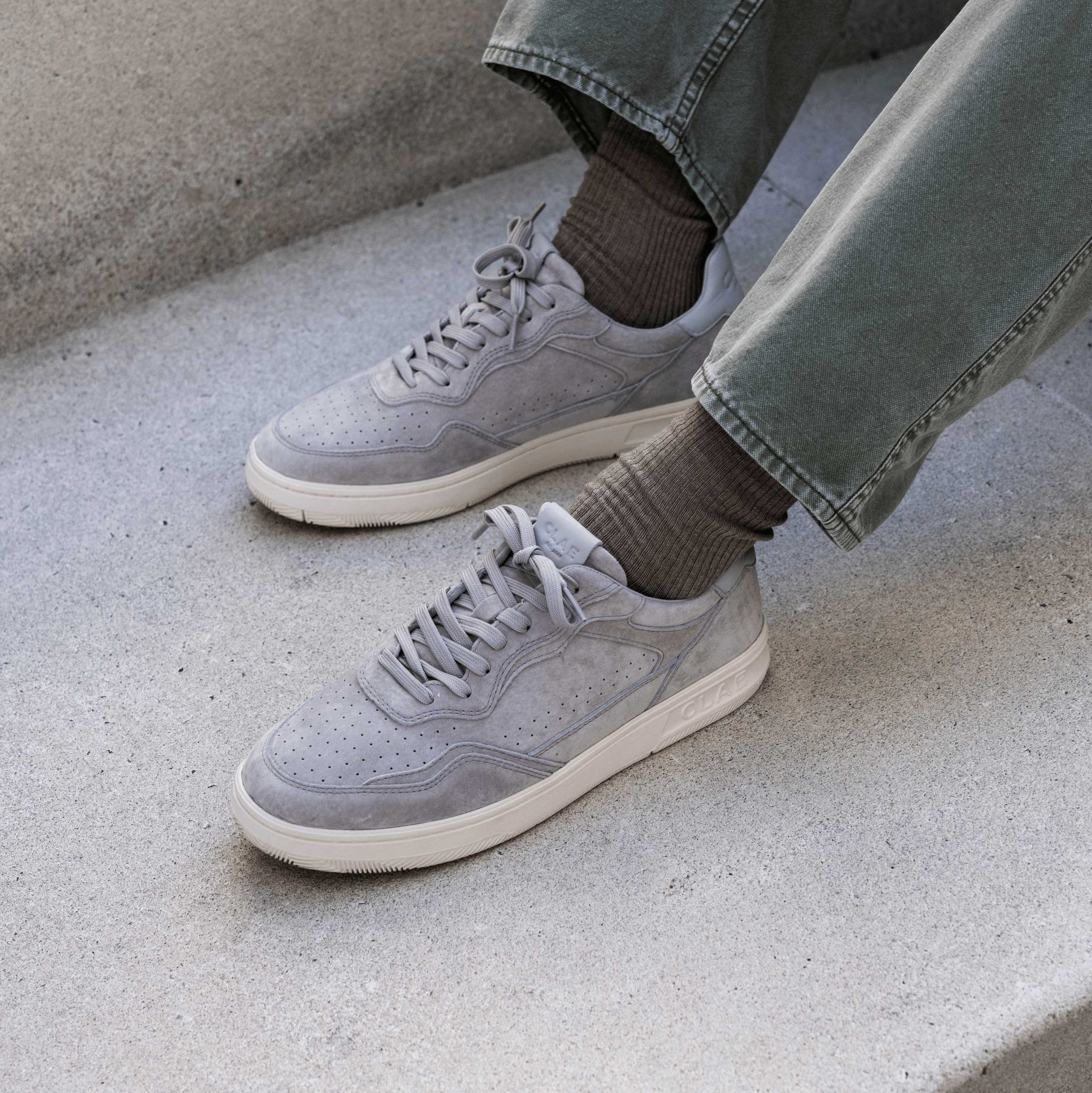 clae-haywood-court-sneaker-quiet-gray-suede image 2