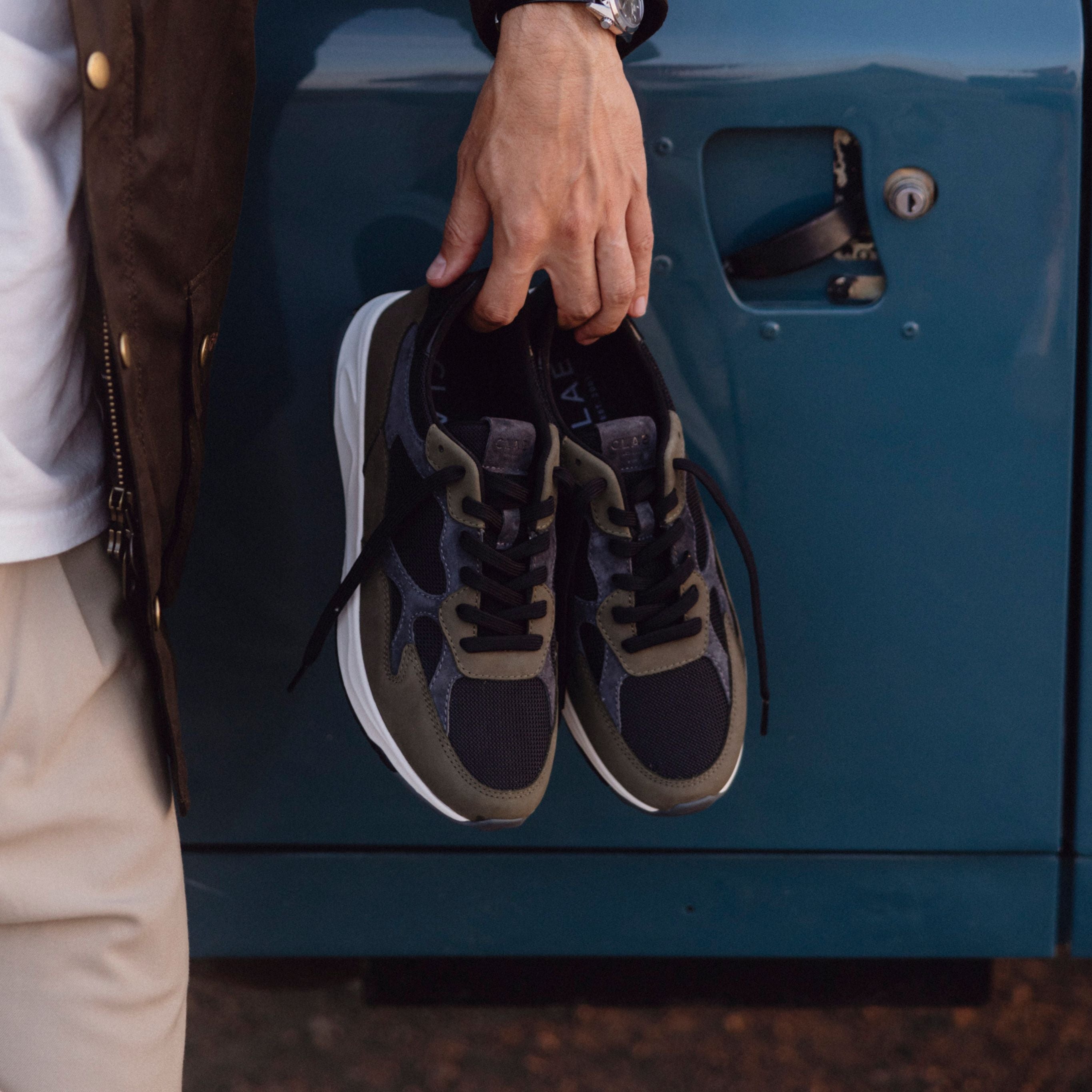 clae-zuma-lifestyle-runner-olive-turbulence-black image 2
