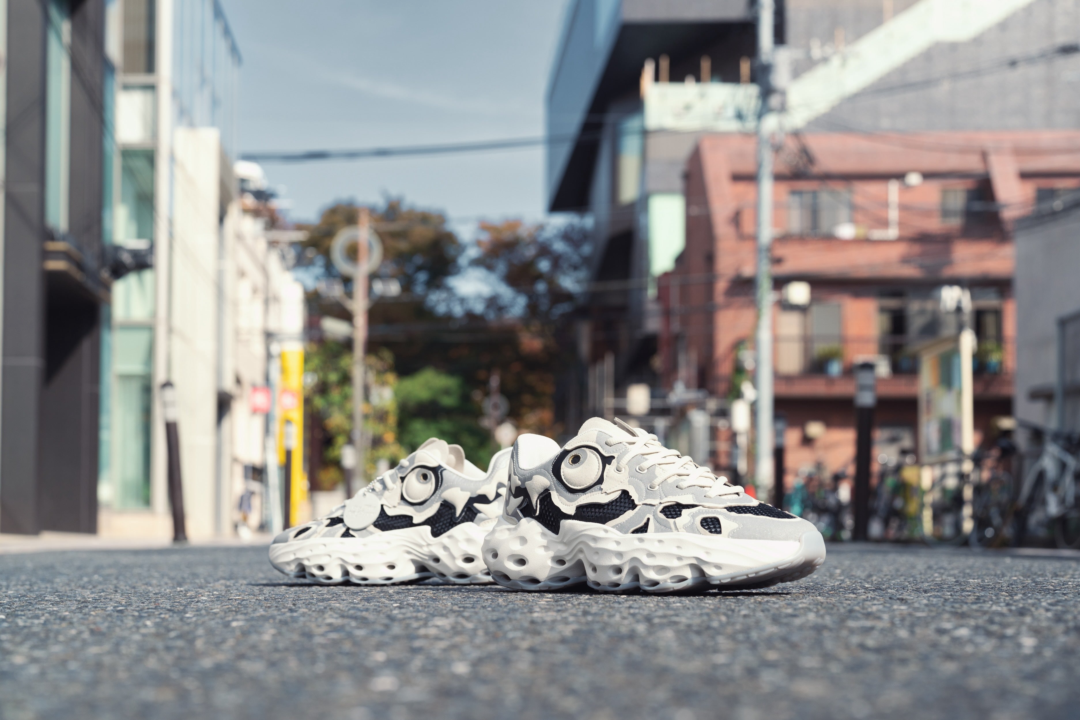 flowers-for-society-seed-one-bone-dragon-sneaker image 8