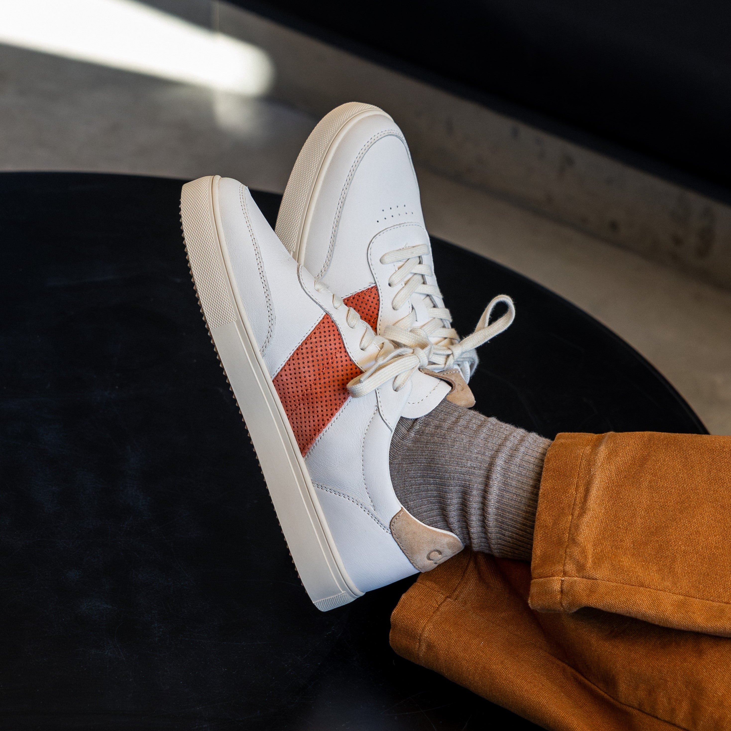clae-davis-leder-sneaker-court-schuh image 3