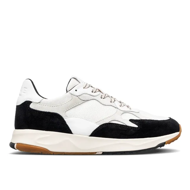 clae-zuma-lifestyle-runner-black-white-microchip image 1
